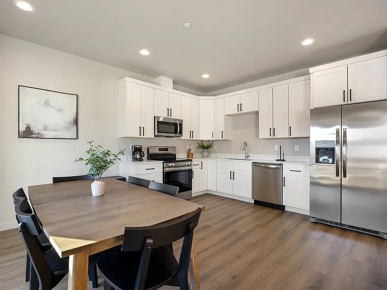 Legacy Townhomes — Photo 16