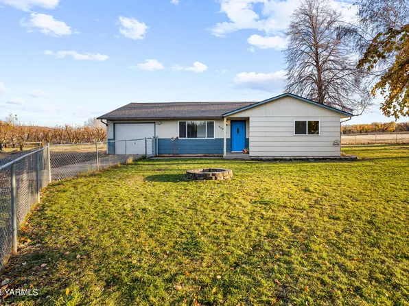 313 Mapleway Rd, Selah, WA 98942
