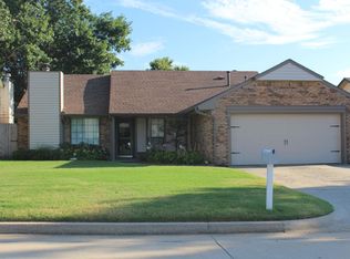 10528 Kristie Ln, Midwest City, OK 73130