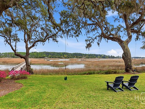 5th image of 324 Bradley Point Road