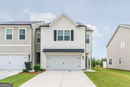 84 Founders Dr Photo 1