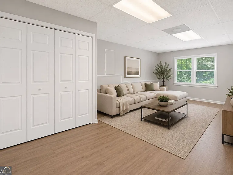 3418 Rose Arbor Ct #B — Photo 2