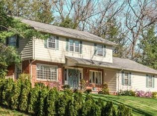 18 Silver Birch Rd, Longmeadow, MA 01106