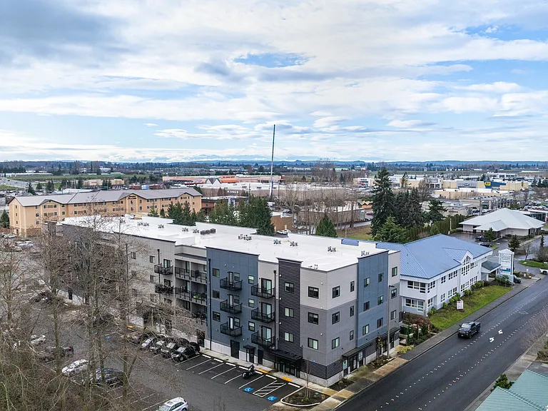 Hub City — Photo 3