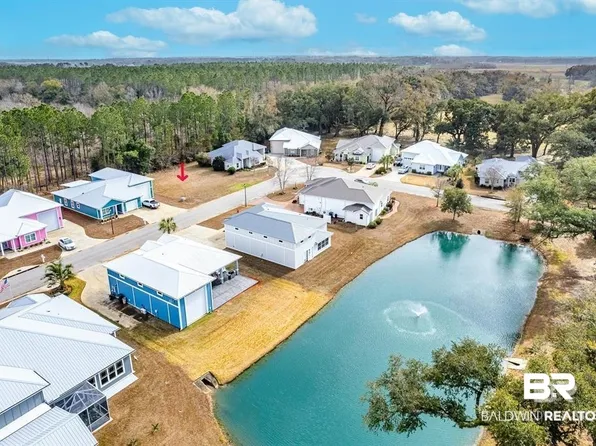 11 Reunion Pl, Foley, AL 36535