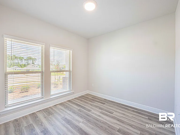 31543 Lyon Rd — Photo 16