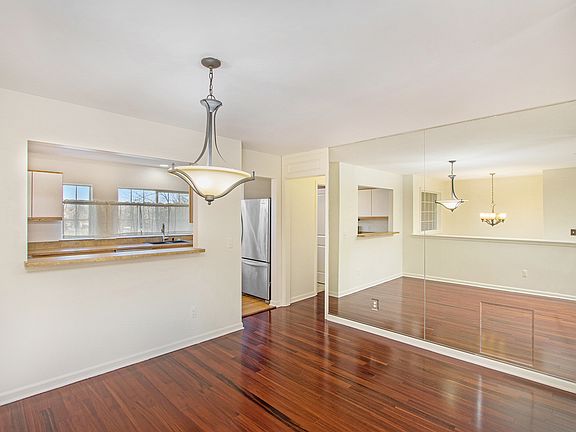 3rd image of 16832 Kensington Dr #28