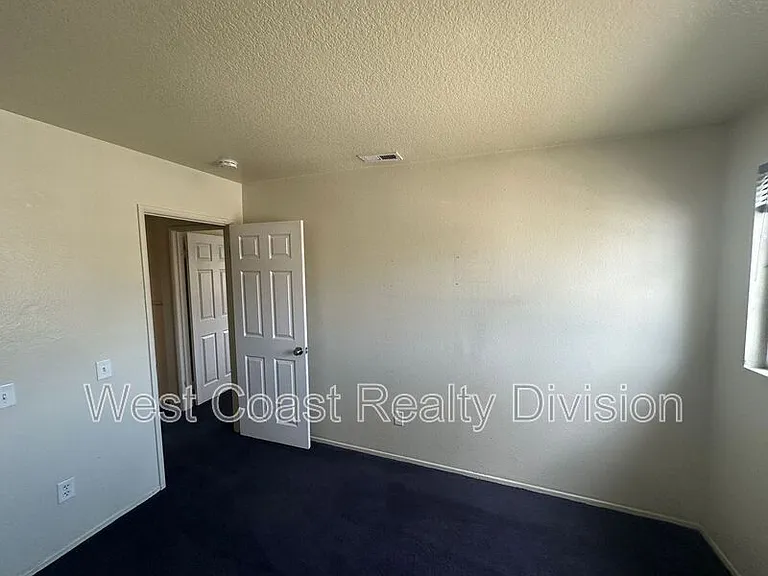7049 Arlington Pl — Photo 19