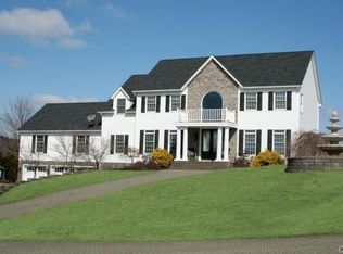 20 Old Pawling Rd, Pawling, NY 12564