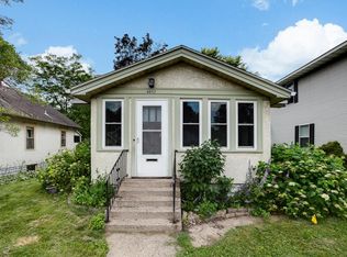 4052 26th Ave S, Minneapolis, MN 55406