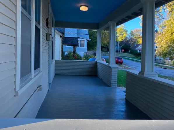 824 N 47th St, Omaha, NE 68132