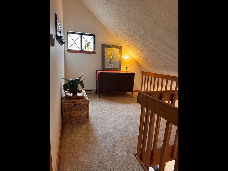 2nd Floor - Loft