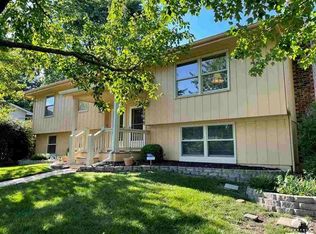 3200 W 22nd St, Lawrence, KS 66047