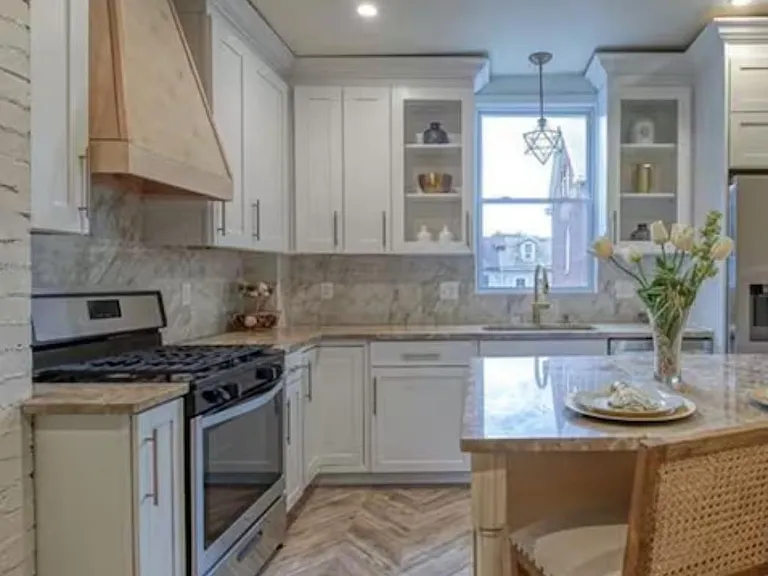 5241 Kent Way — Photo 1