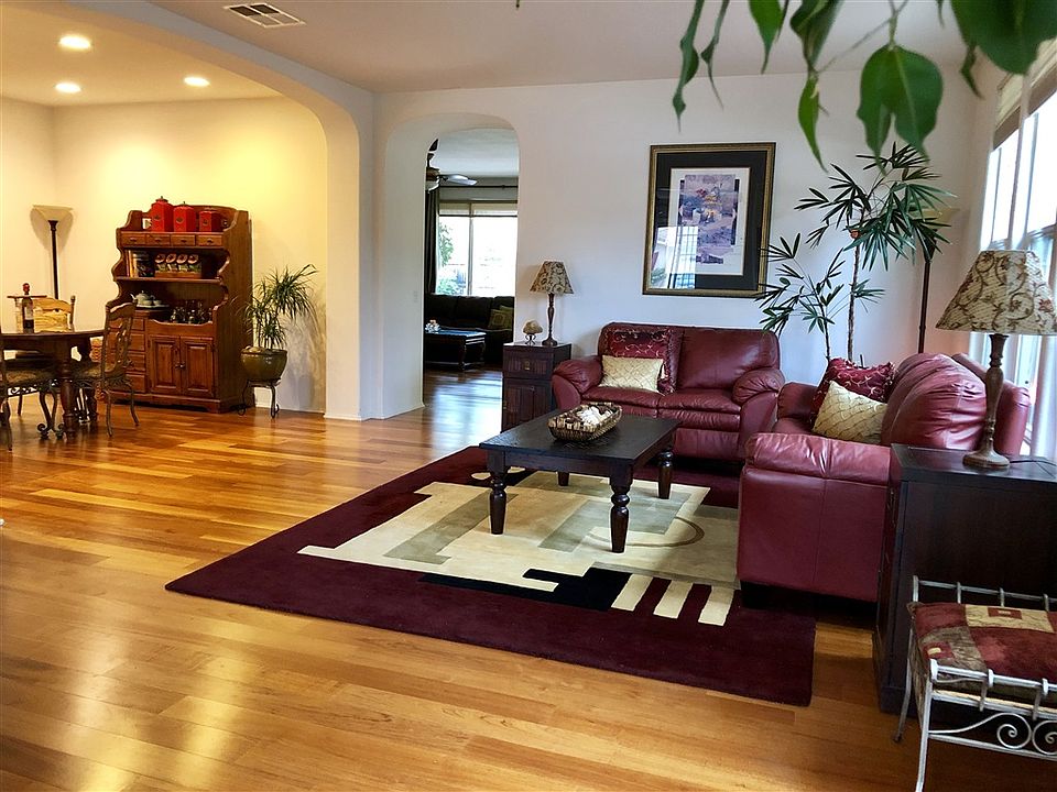 2nd image of 35849 Camelot Cir