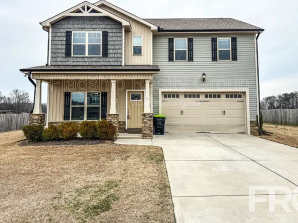 419 Planters Ridge Dr, Pikeville, NC 27863