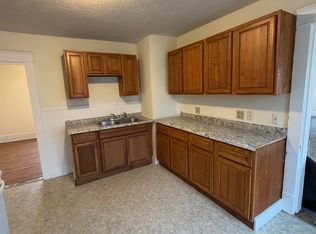 70 Laurel St #2, Athol, MA 01331