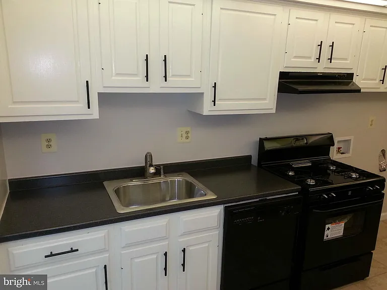 326 Garner Ave — Photo 14