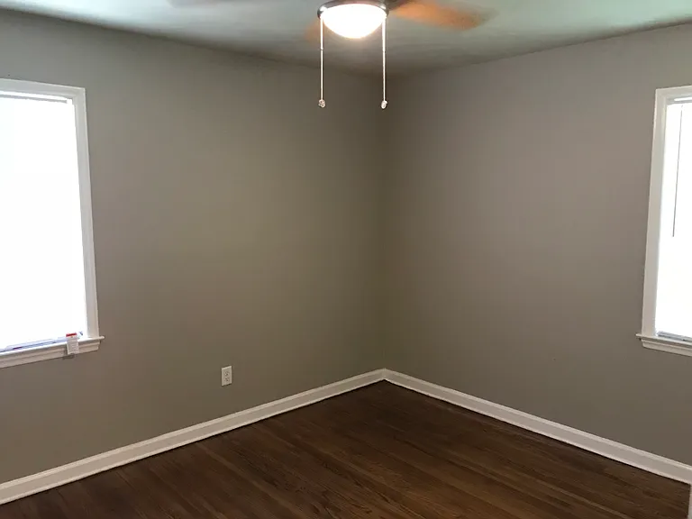 3912 Callahan Dr — Photo 10