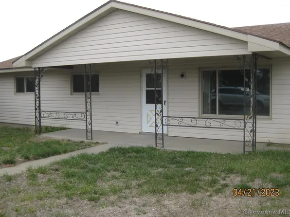 1006 18th St, Wheatland, WY 82201