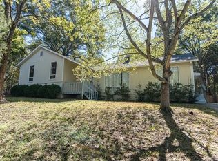 10027 Four Mile Creek Rd, Charlotte, NC 28277