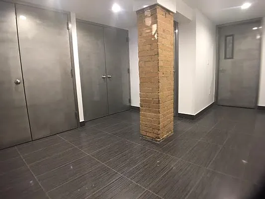Rented by Evergreen Apartments BK | media 14