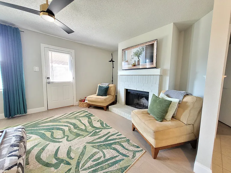 5401 Comanche Wells Dr — Photo 41