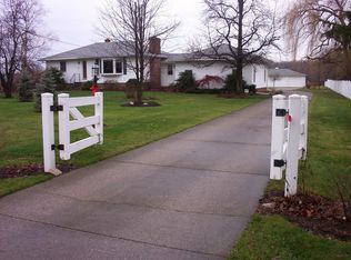 220 Substation Rd, Brunswick, OH 44212