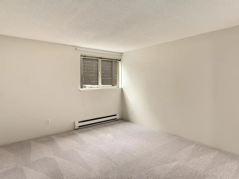 4635 W Lake Sammamish Pkwy SE #G105 — Photo 12