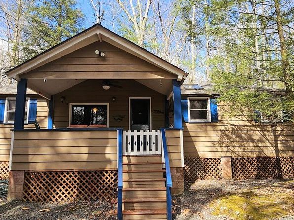 3 Lakeview Dr