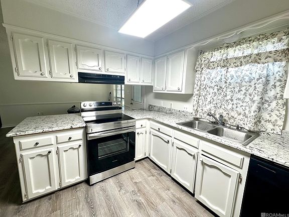 5th image of 15061 Beau Jon Ave
