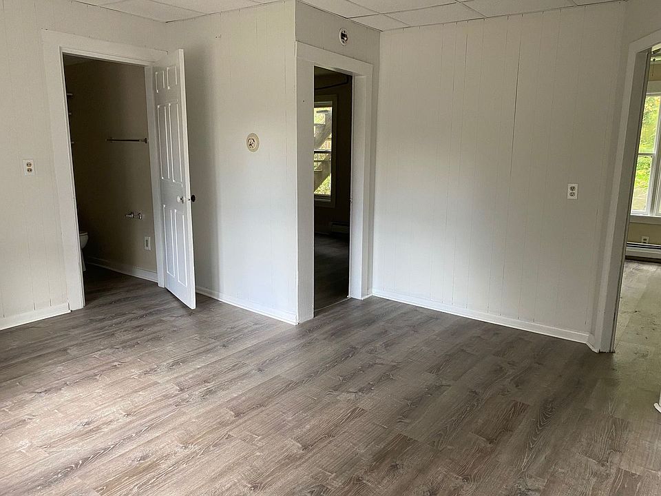 65 Giddings Street (4 Mill Rd) Apartment Rentals North Springfield