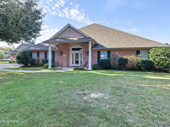 6007 Angler Dr, Picayune, MS 39466