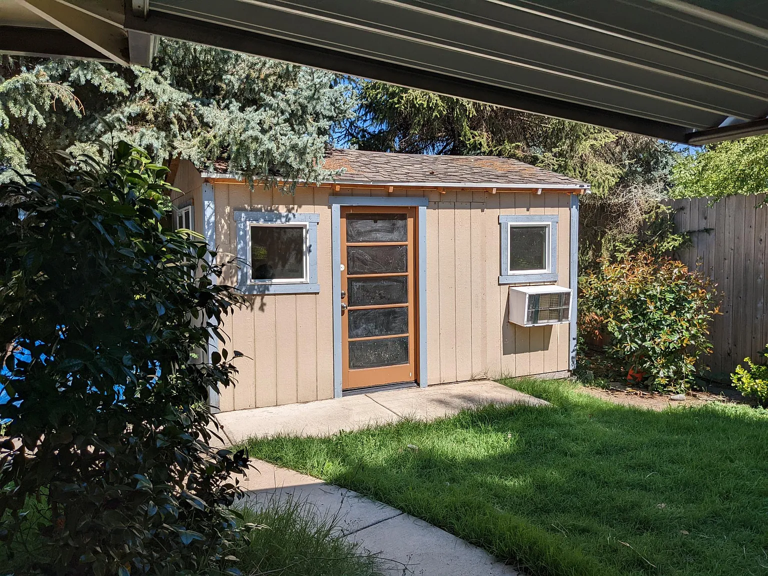 Cashmere Cir, Medford — Photo 3