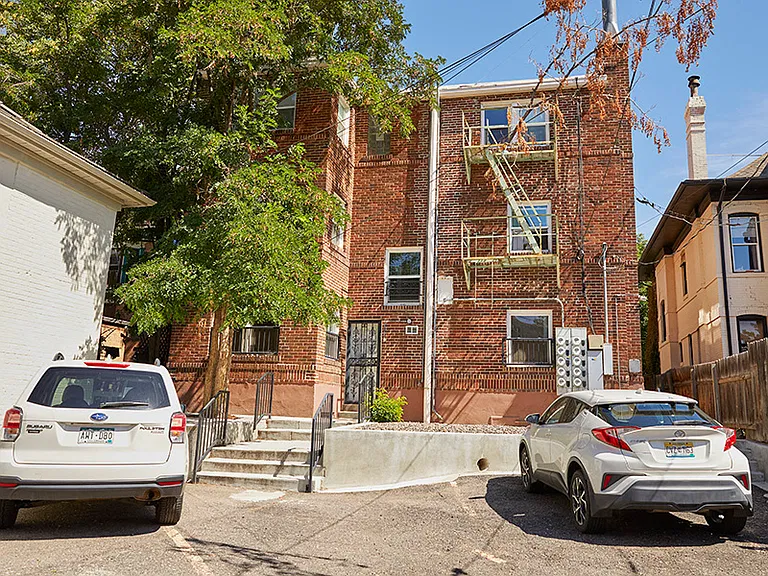 1071 Marion Street — Photo 7