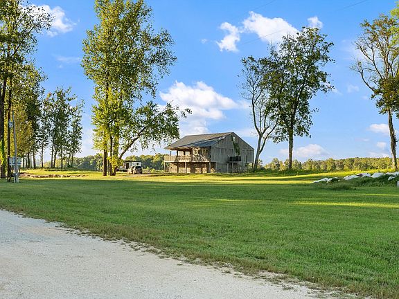 12th image of this home