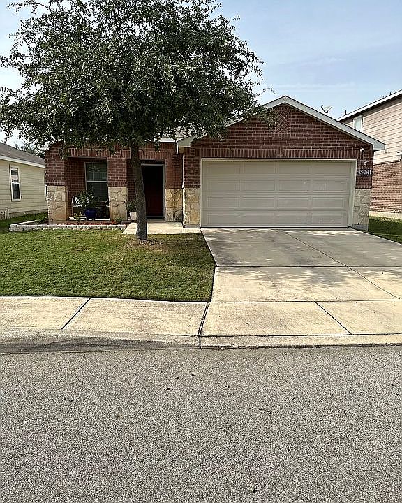 1st image of 8967 Oakwood Park