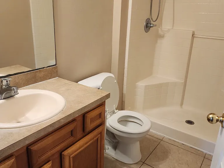 8218 Green Parrot Rd #207 — Photo 9