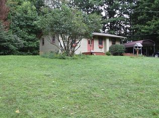 188 Locust Gap Rd, Vilas, NC 28692