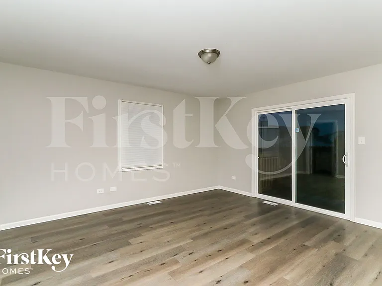 2105 Three Forks Dr — Photo 7
