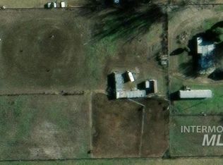 5910 W Becky Dr, Meridian, ID 83646