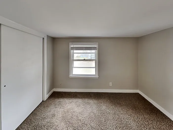 2090 Hillview Rd — Photo 13