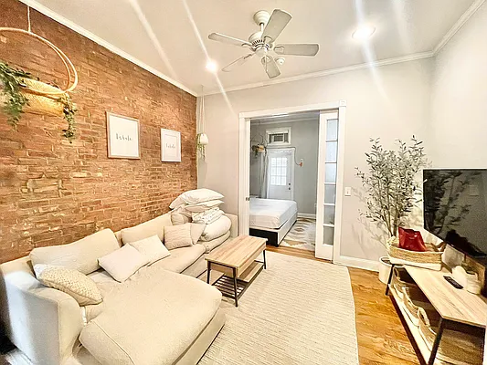 Rented by Century 21 Premier  | media 1