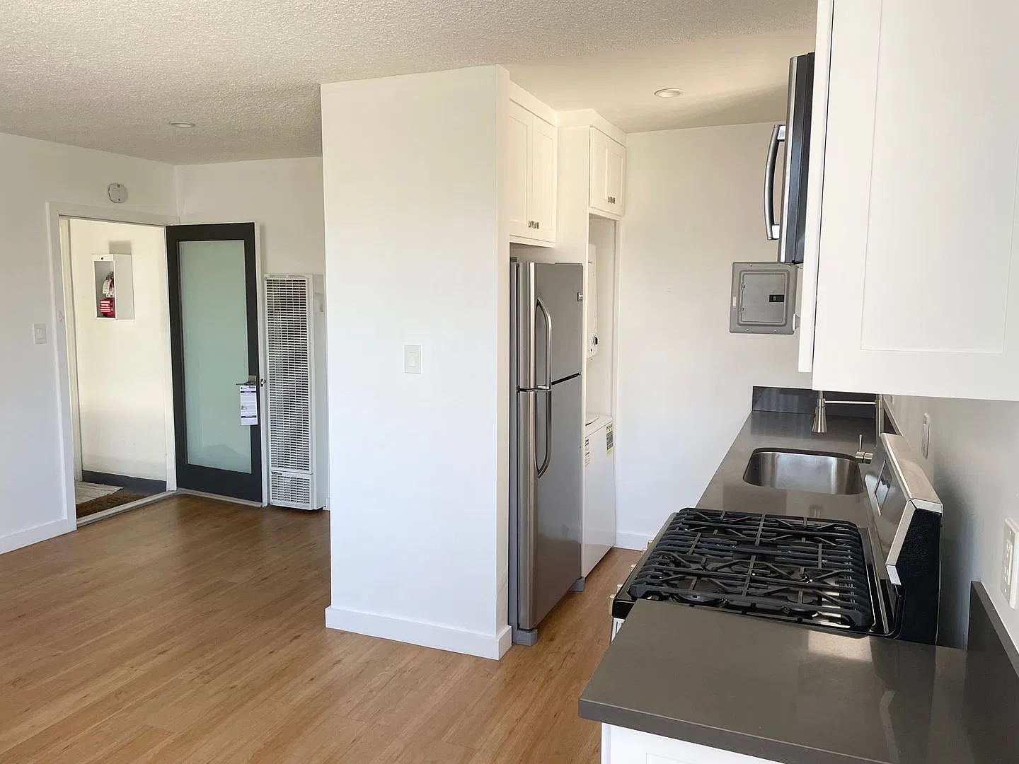21013 Reynolds Drive — Photo 2