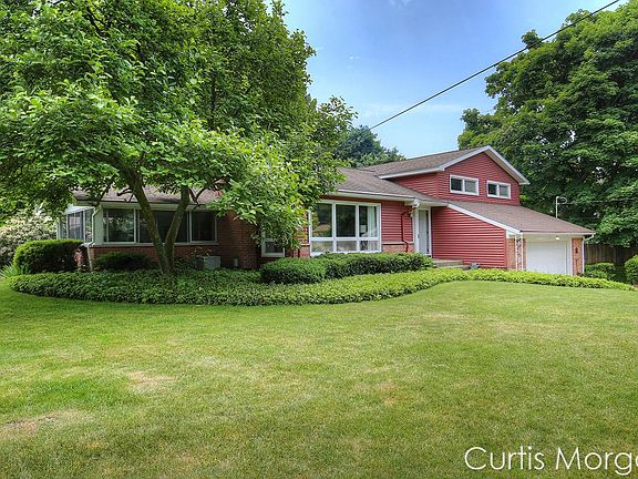 3rd image of 4528 Braeburn St SE