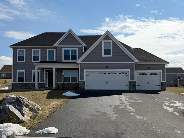 2510 Somerset Rd, Chambersburg, PA 17202