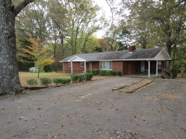 1860 Underwood Rd, Russellville, AL 35654
