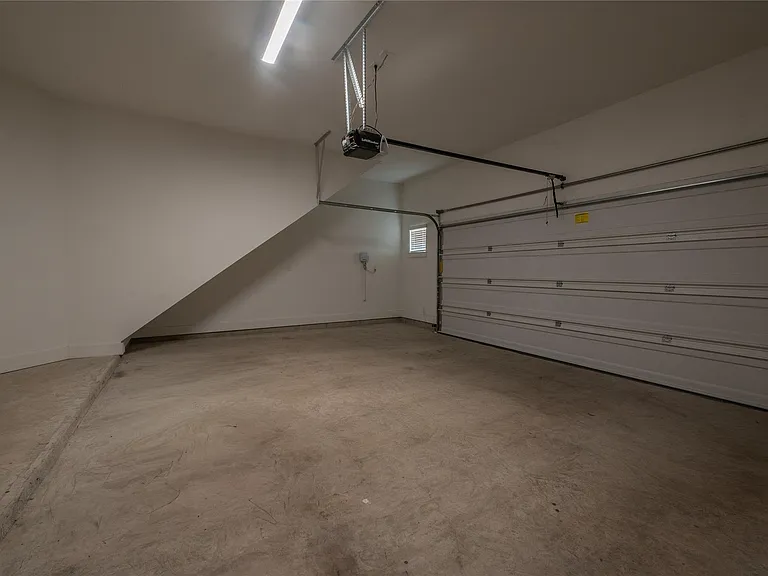 963 Lilly Flower Ln — Photo 25