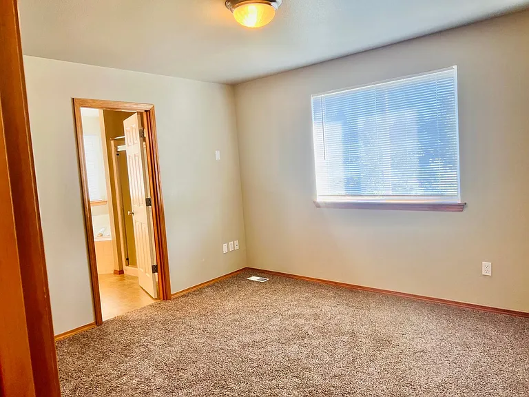 7181 Radius Loop SE — Photo 31