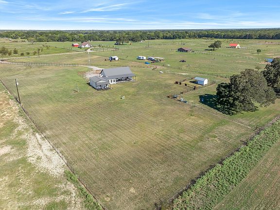 4th image of 190 Private Road 7786